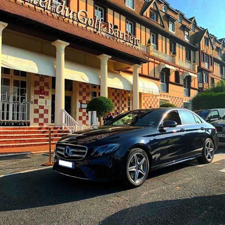 Voyagez confortablement avec notre chauffeur privé VTC Caen